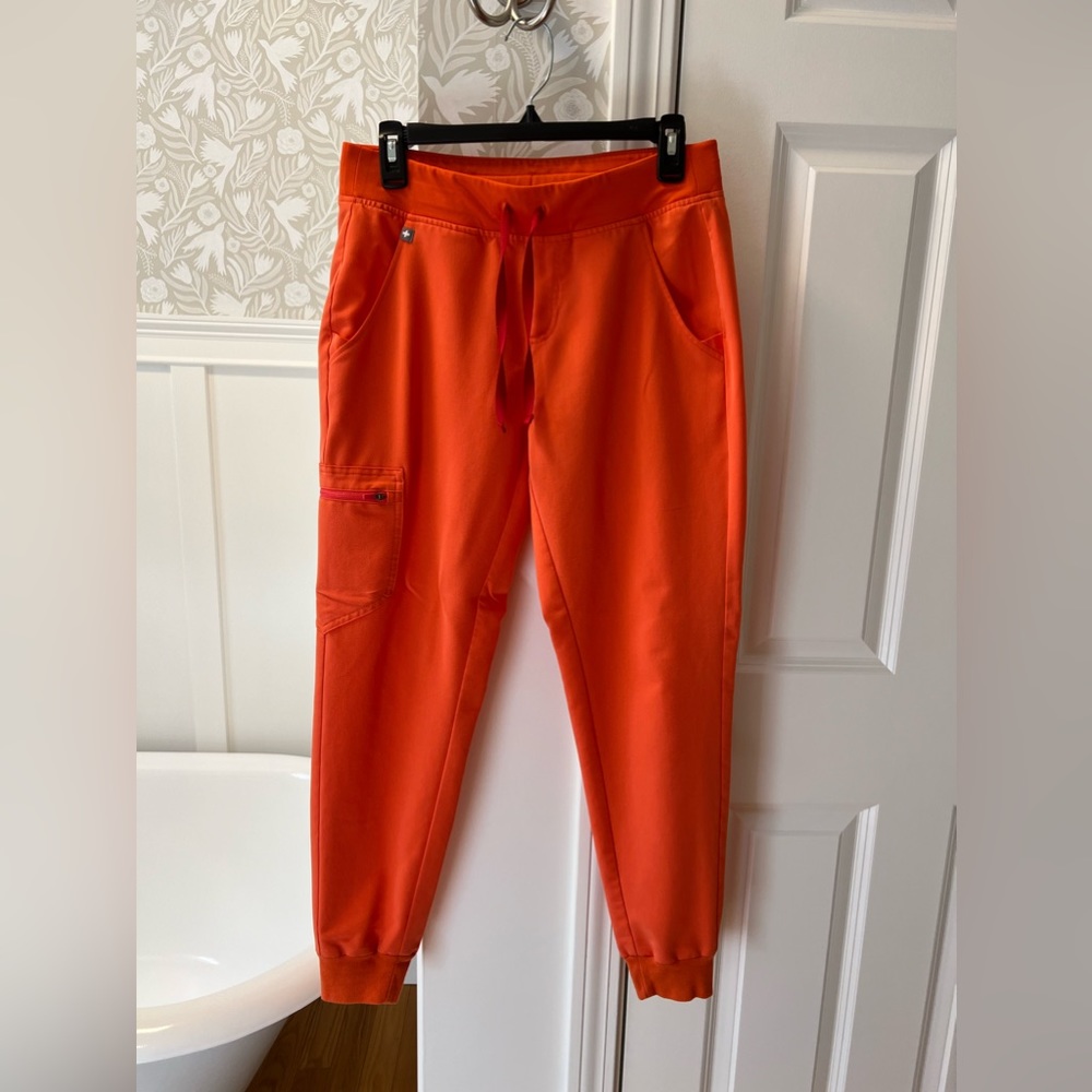 Figs Zamora jogger scrub pants size small